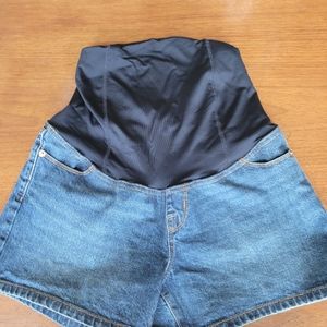 Isabel Maternity Jean Shorts Size 4